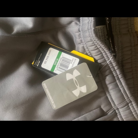 Boys Under Armour Pants. New with tags - Picture 5 of 5